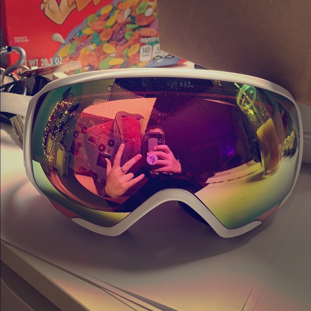ski goggles